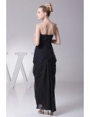 Simple Black Strapless Folded Chiffon Bridesmaid Dress in Floor Length