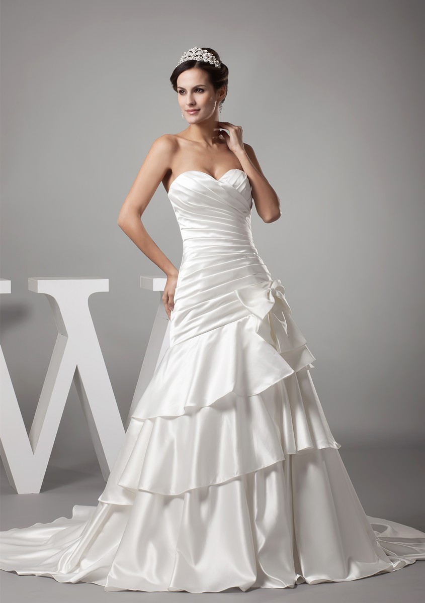 Sweetheart Pleated Satin Layered 
