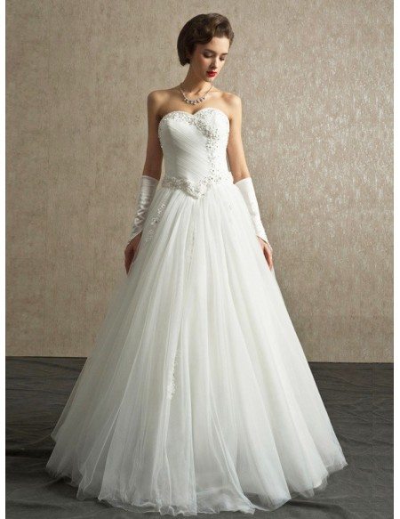 Beautiful A-line Sweetheart Tulle Wedding Dress with Beading
