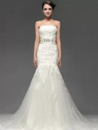 Stunning Strapless Custom Fitted Trumpet Lace Wedding Dress