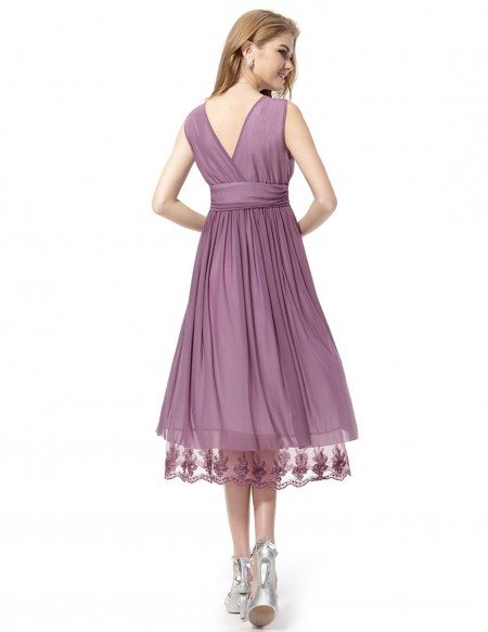 A-line V-neck Chiffon Knee-length Bridesmaid Dress With Lace