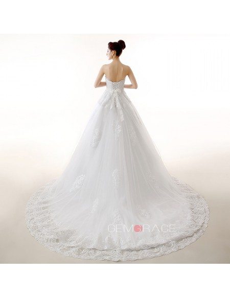 Ball-Gown Sweetheart Chaple Train Tulle Wedding Dress With Appliquer Lace Beading