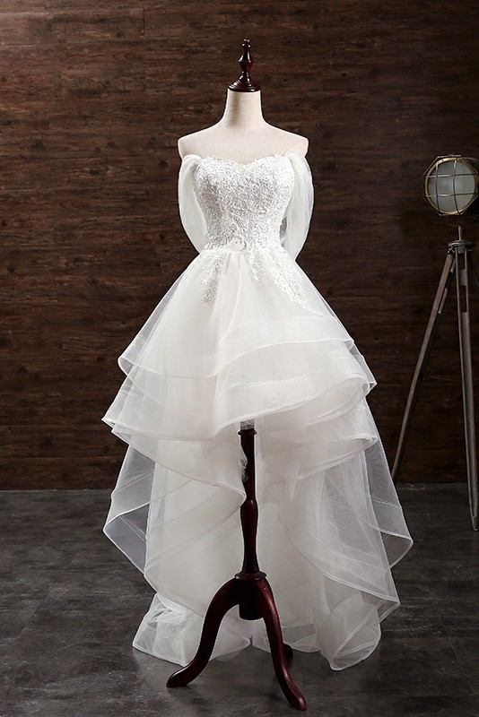 2017 Ivory High Low Wedding Dresses Tulle Ruffles Trendy High Low Beach A Line Sweetheart Style