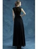Black A-line V-neck Floor-length Chiffon Bridesmaid Dress With Lace