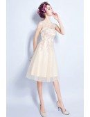 Champagne A-line Scoop Neck Knee-length Tulle Formal Dress With Appliques Lace