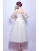 Vintage A-line Scoop Neck Tea-length Tulle Wedding Dress With Appliques Lace