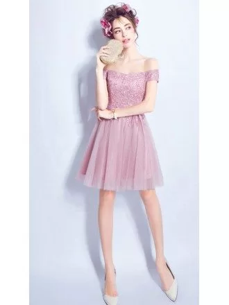 Cute A-line Off-the-shoulder Short Tulle Formal Dress With Appliques Lace