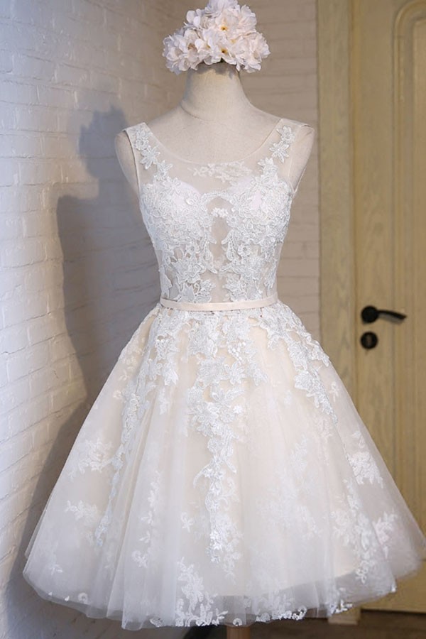 Dreamy Ball-gown Scoop Neck Short Tulle Homecoming Dress With Appliques ...