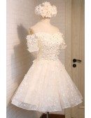 Champagne A-line Off-the-shoulder Short Tulle Homecoming Dress With Flowers