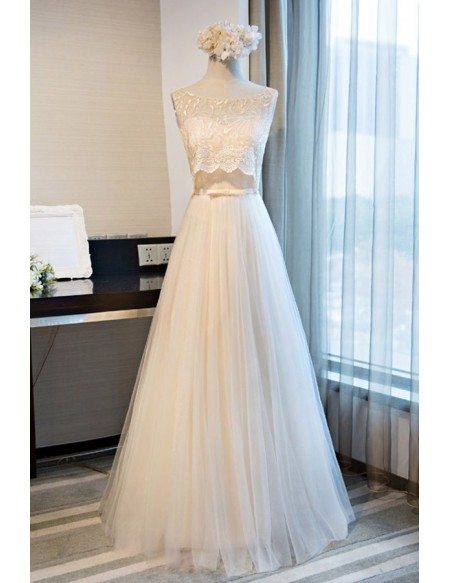 Romantic A-line Scoop Neck Floor-length Tulle Prom Dress With Appliques Lace
