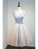 Special Ball-gown V-neck Short Tulle Homecoming Dress With Appliques Lace