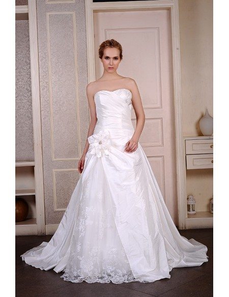 Ball-Gown Sweetheart Court Train Satin Tulle Wedding Dress With Appliquer Lace Flowers