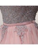 Blush A-line Scoop Neck Knee-length Chiffon Homecoming Dress With Appliques Lace