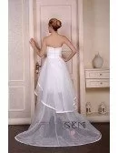 A-Line Strapless Asymmetrical Organza Wedding Dress With Appliquer Lace Trim