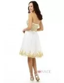 White A-line Sweetheart Knee-length Prom Dress