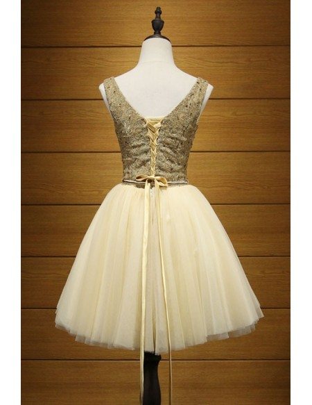 Gold Ball-gown V-neck Short Tulle Homecoming Dress With Beading