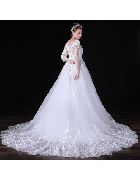 Ball-gown V-neck Court Train Tulle Wedding Dress With Lace