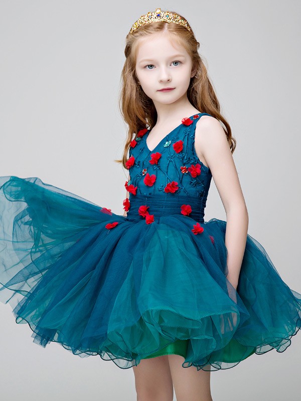 Little Girl's Sweetheart Blue Short Party Dress With Hand-made Flowers 