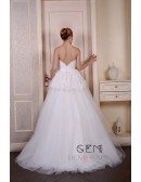 Ball-Gown Sweetheart Sweep Train Tulle Wedding Dress With Appliquer Lace Pleated