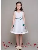 Lace Short White Little Girl's Dress with Blue Flowers