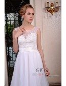 A-Line Scoop Neck Court Train Organza Wedding Dress With Beading Appliquer Lace