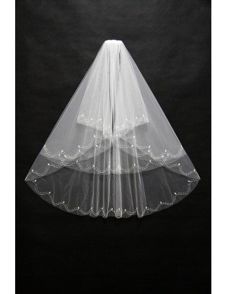 Beautiful Short White Bridal Veil with Wavy Beading