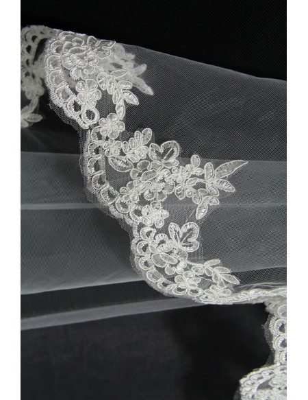 Short White Tulle Wedding Veil with Lace Trim