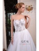 Ball-Gown Sweetheart Chaple Train Tulle Wedding Dress With Beading Appliquer Lace