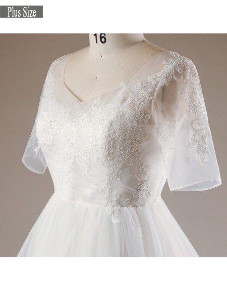 Plus Size Flowers Lace Long Tulle Beach Wedding Dress With Short Sleeves
