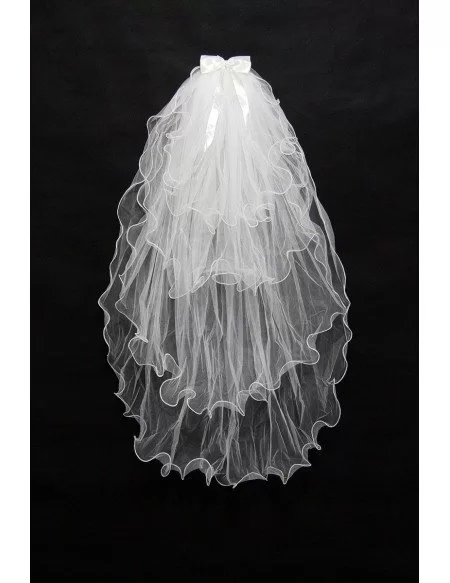 Four Layers simple tulle bridal veil with curved hem