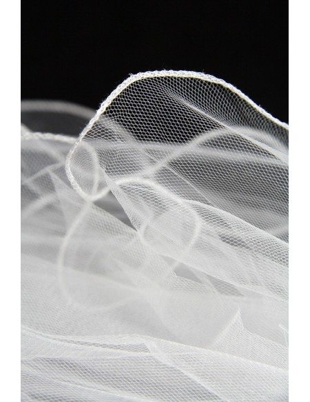 Four Layers simple tulle bridal veil with curved hem