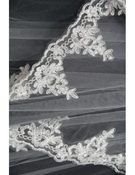 Elegant Long Train Tulle Bridal veil with Lace Hem
