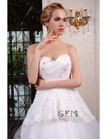 Ball-Gown Sweetheart Court Train Tulle Wedding Dress With Beading Appliquer Lace