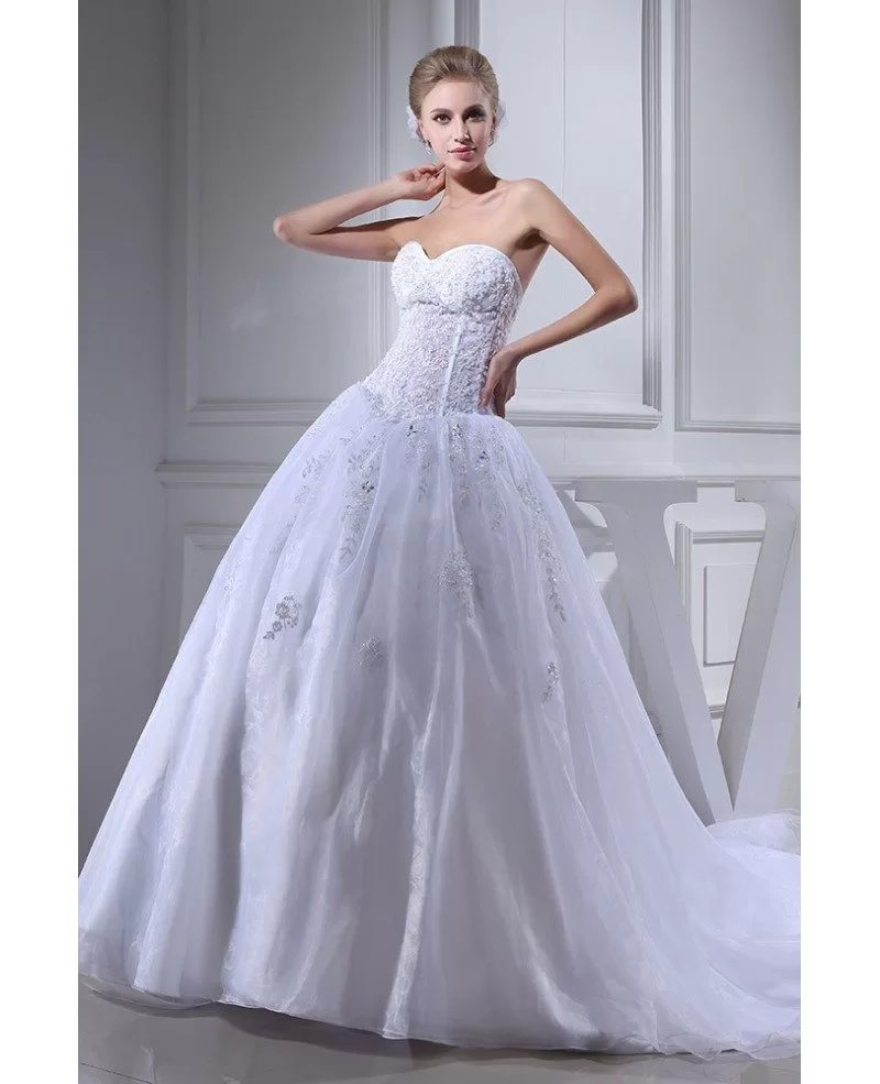 strapless sweetheart tulle wedding dress