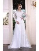 A-Line Scoop Neck Sweep Train Organza Wedding Dress With Appliquer Lace