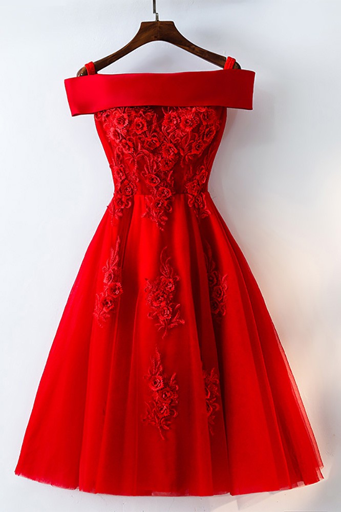 Short Off Shoulder Red Lace Bridal Party Dress