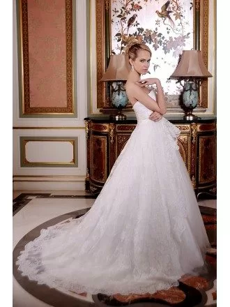 Ball-Gown Sweetheart Court Train Lace Tulle Wedding Dress
