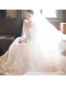 Celebrity Style Sexy Low Back Lace Beach Wedding Dress with Long Sleeves