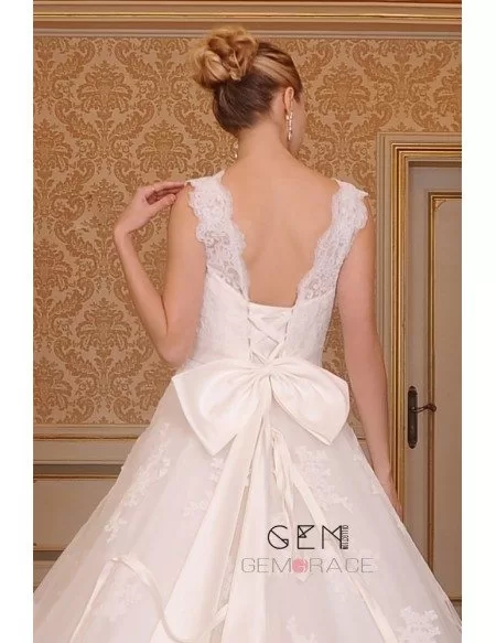 Ball-Gown Sweetheart Cathedral Train Tulle Wedding Dress With Appliques Lace Bow