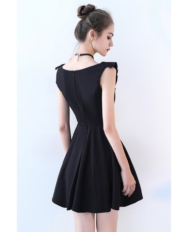 Little Black V-neck Flare Homecoming Party Dress #BLS86073 - GemGrace.com