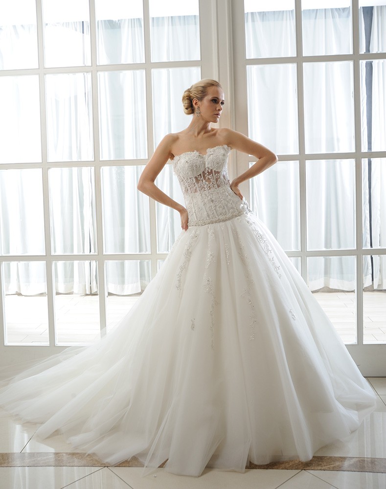 Ball-Gown Sweetheart Cathedral Train Tulle Wedding Dress With Beading ...