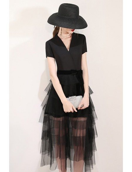 Chic Black Tea Length Tulle Party Dress With Vneck