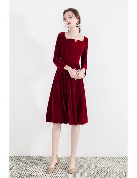 Vintage Burgundy Velvet Short Party Dress With Long Sleeves