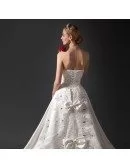 Glamourous Ball-Gown Sweetheart Chapel Train Satin Wedding Dress With Beading Appliques Lace