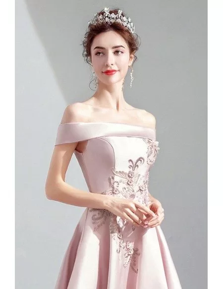 Pretty Pale Pink Satin Off Shouler Knee Length Homecoming Party Dress With Embroidery