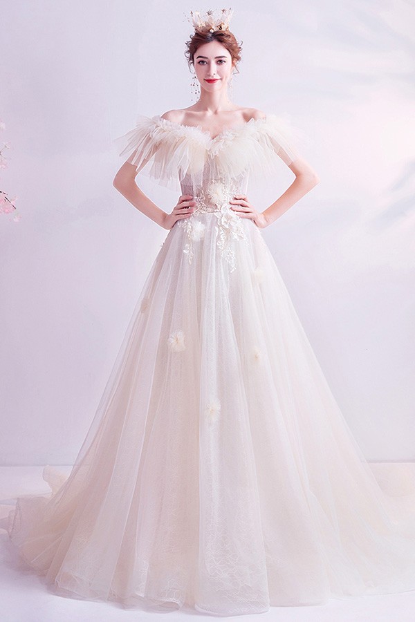 Cream White Romantic Wedding Dress Off Shoulder With Petals Train ...