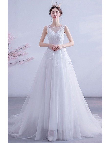 Modest Round Neck Tulle Wedding Dress With Appliques Sleeveless