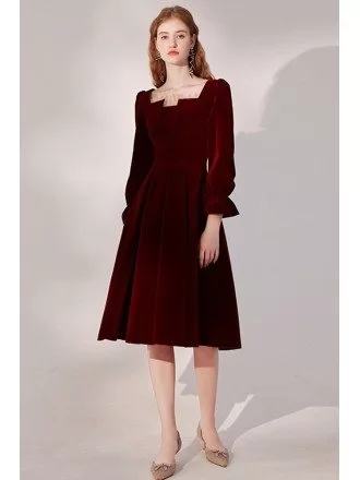 Burgundy Pleated Velvet Retro Party Dress with Long Sleeves