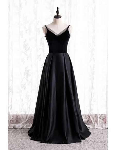Formal Long Black Evening Dress Pleated with Straps