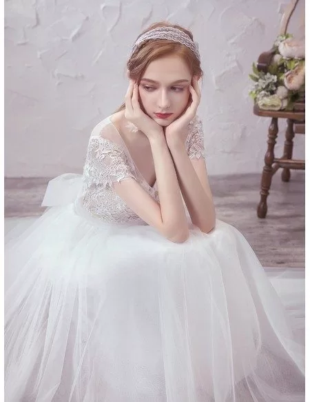 Flowy Tulle Vneck Lace Short Sleeved Aline Wedding Party Dress